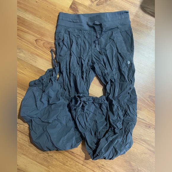 Lululemon studio pants grey size 4 - Picture 1 of 1